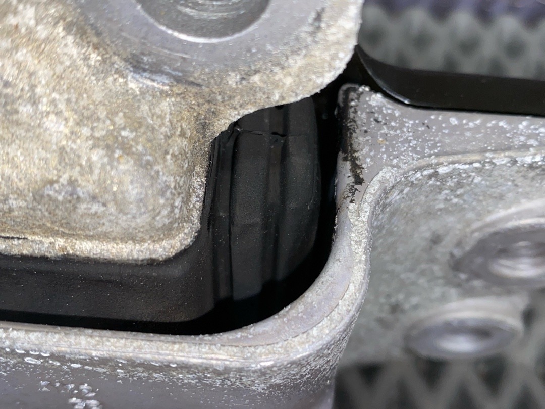 Подушка КПП, 4640 рублей, Красноярск