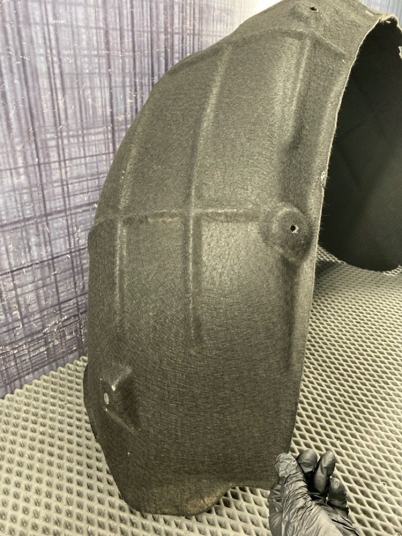 Подкрылок, 4120 рублей, Красноярск