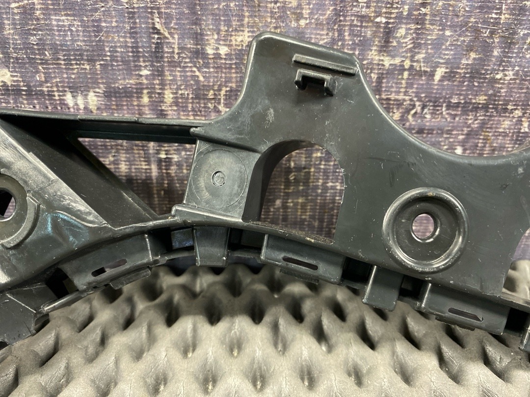 Крепление крыла, 2010 рублей, Красноярск