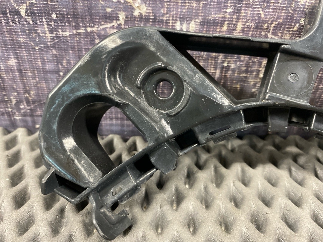 Крепление крыла, 2010 рублей, Красноярск