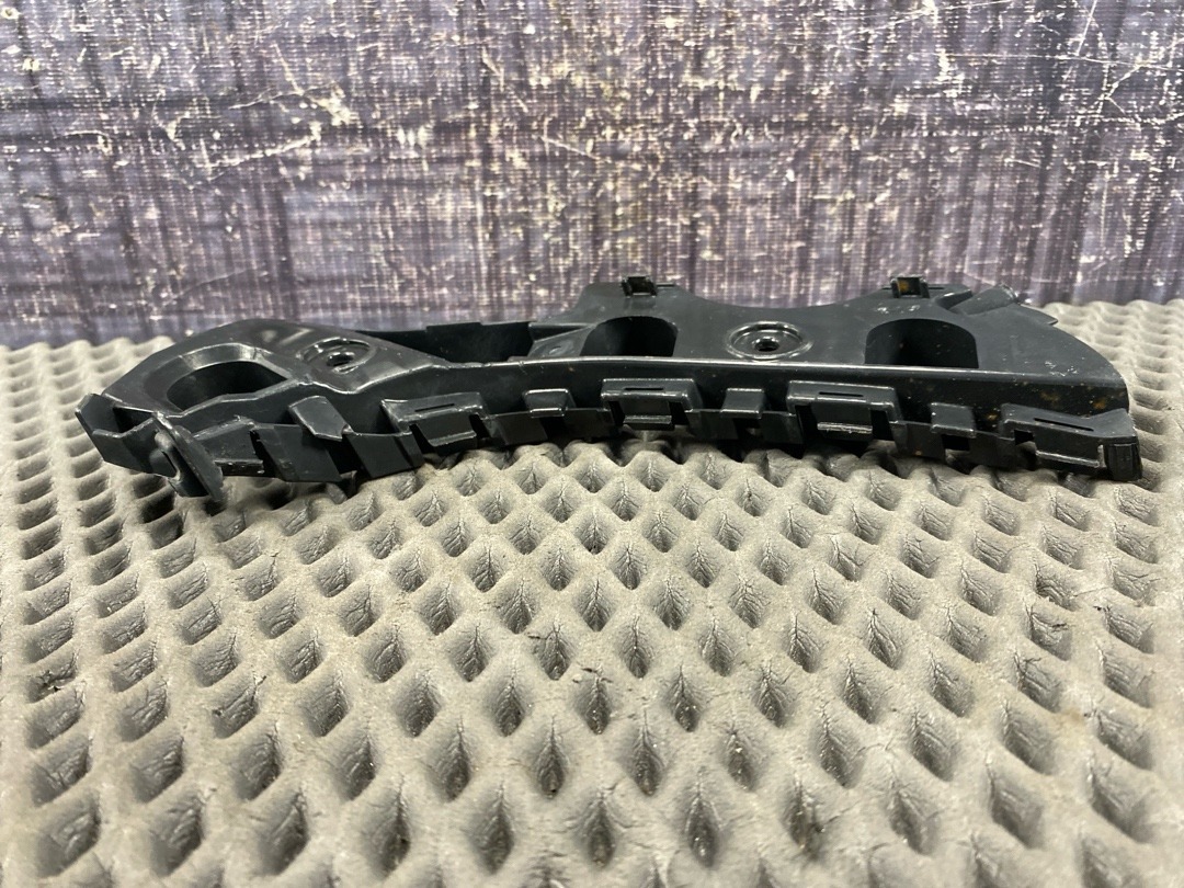 Крепление крыла, 2010 рублей, Красноярск