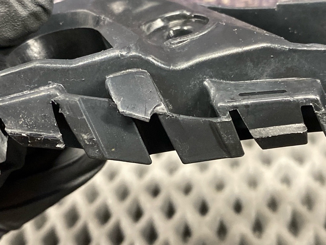 Крепление крыла, 2010 рублей, Красноярск