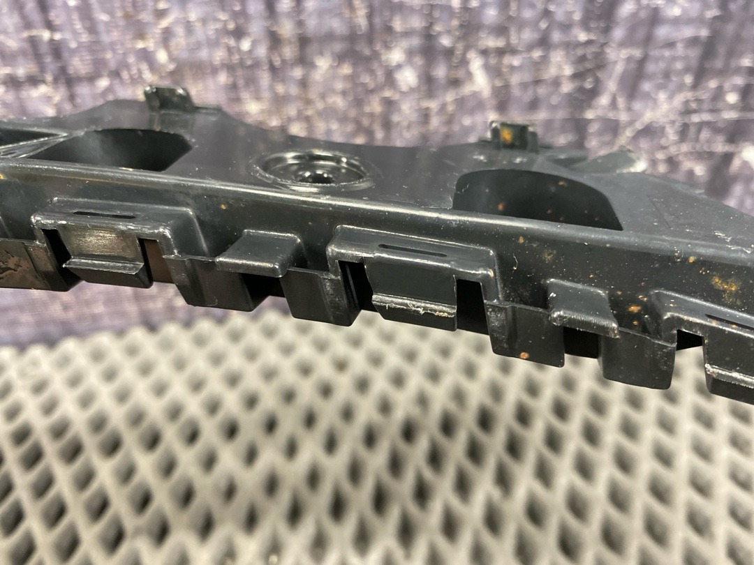 Крепление крыла, 2010 рублей, Красноярск