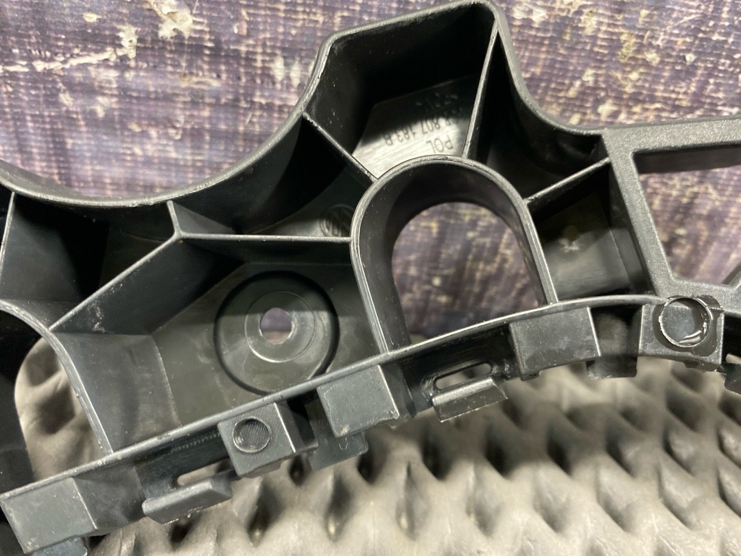 Крепление крыла, 2010 рублей, Красноярск