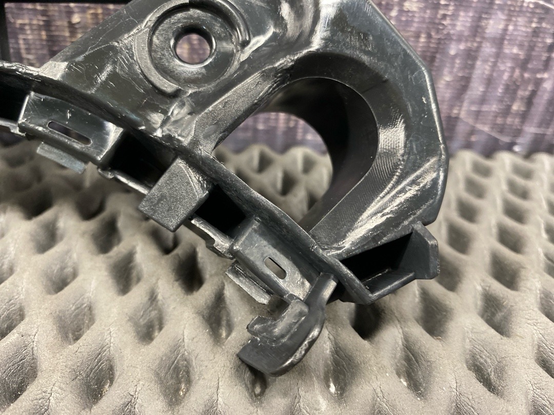 Крепление крыла, 2010 рублей, Красноярск