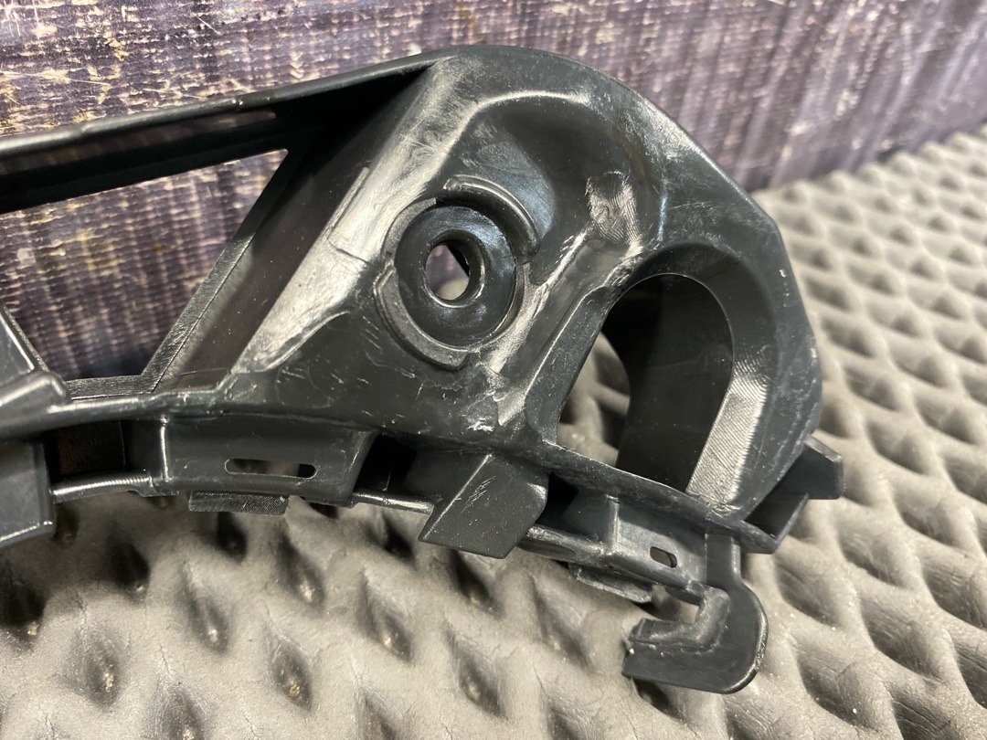 Крепление крыла, 2010 рублей, Красноярск