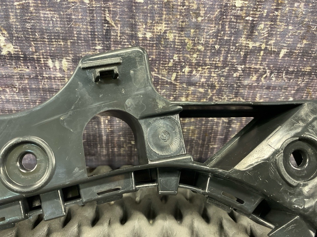 Крепление крыла, 2010 рублей, Красноярск