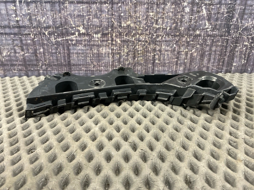 Крепление крыла, 2010 рублей, Красноярск