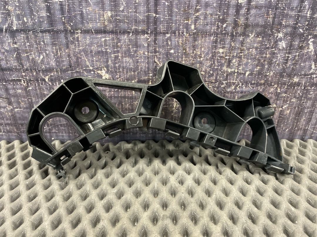 Крепление крыла, 2010 рублей, Красноярск