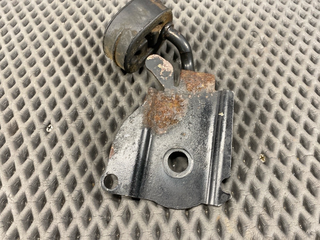 Подушка глушителя, 820 рублей, Красноярск