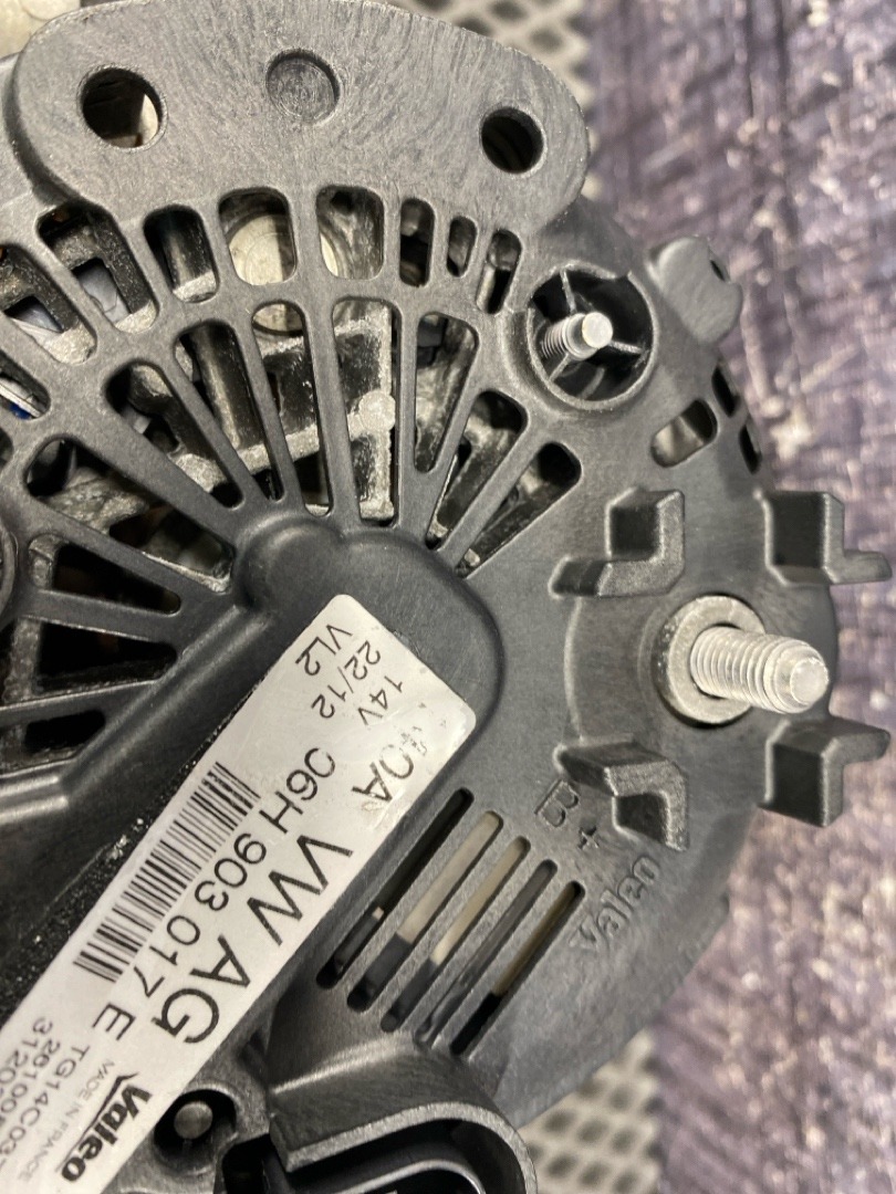 Генератор, 13760 рублей, Красноярск