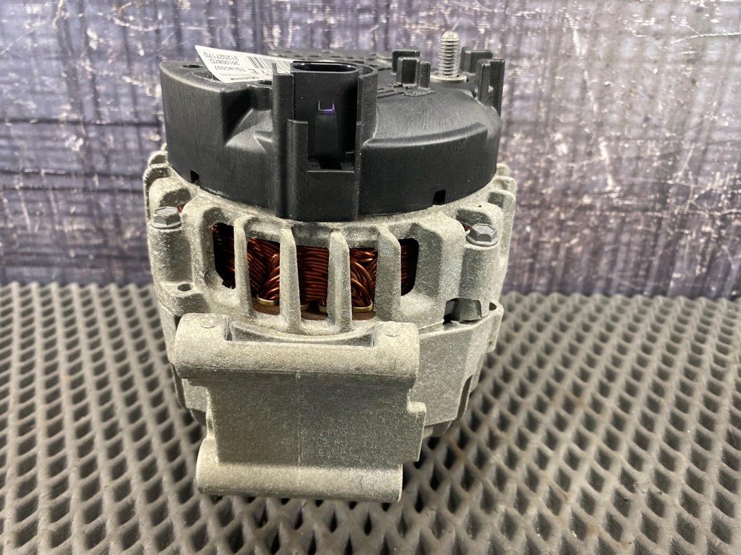 Генератор, 13760 рублей, Красноярск