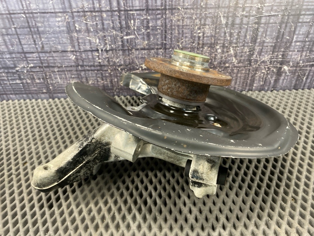 Поворотный кулак, 3430 рублей, Красноярск