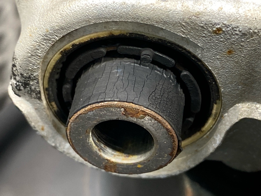 Поворотный кулак, 3430 рублей, Красноярск