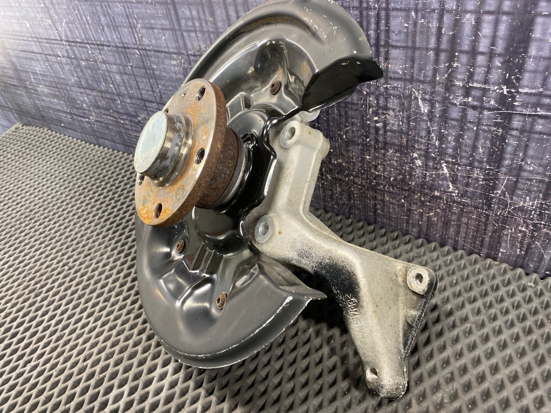 Поворотный кулак, 3430 рублей, Красноярск