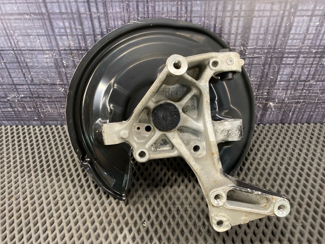 Поворотный кулак, 3430 рублей, Красноярск