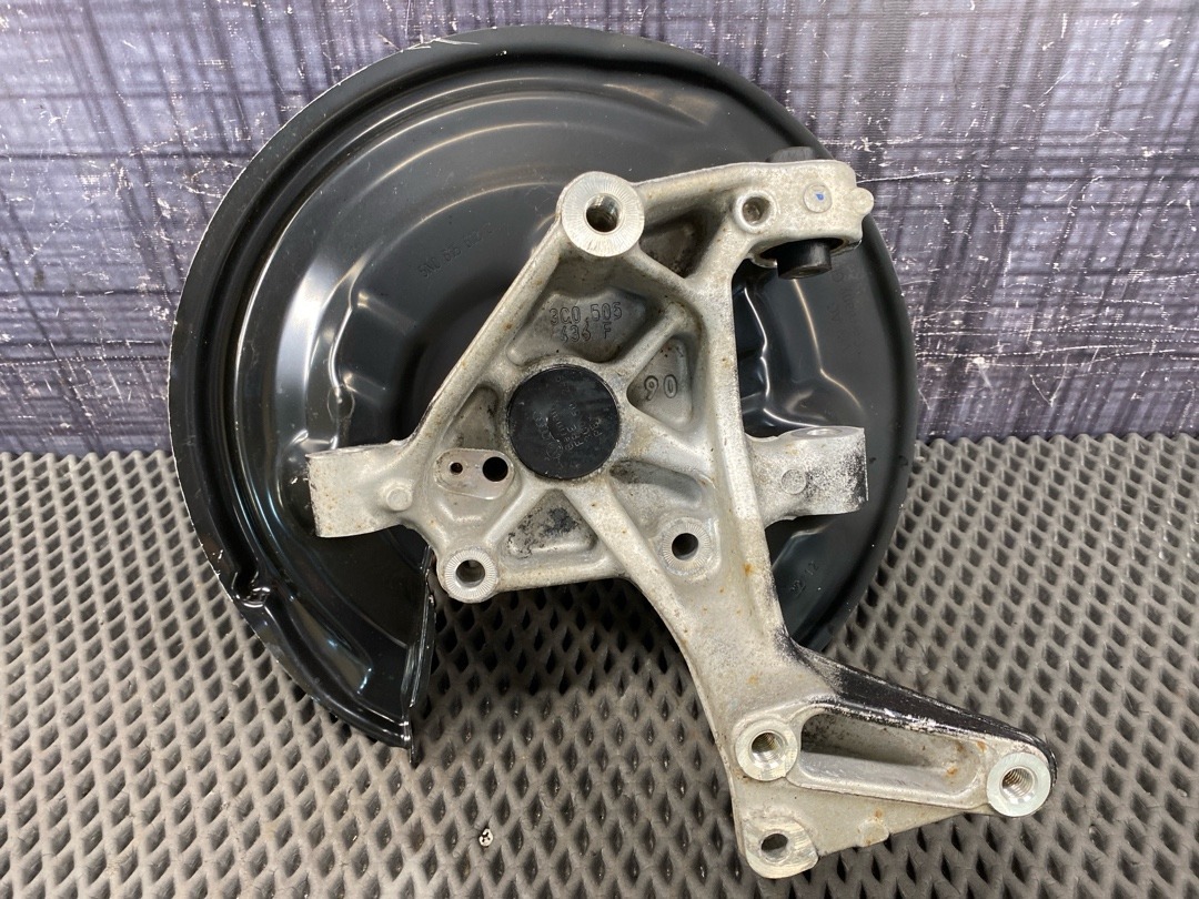 Поворотный кулак, 3430 рублей, Красноярск