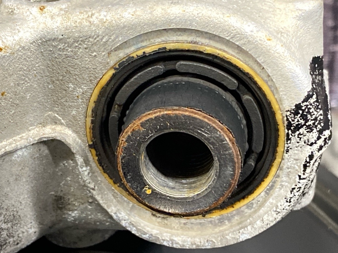 Поворотный кулак, 3430 рублей, Красноярск