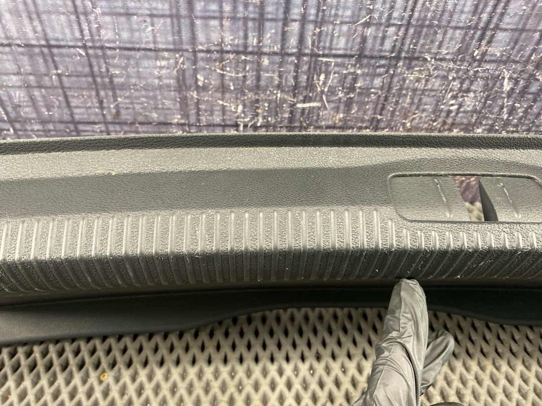 Пластик багажника, 1840 рублей, Красноярск