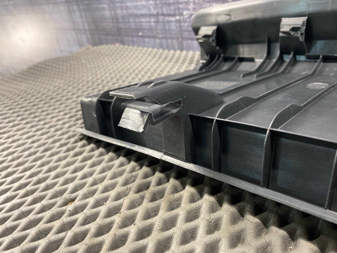 Пластик багажника, 1840 рублей, Красноярск