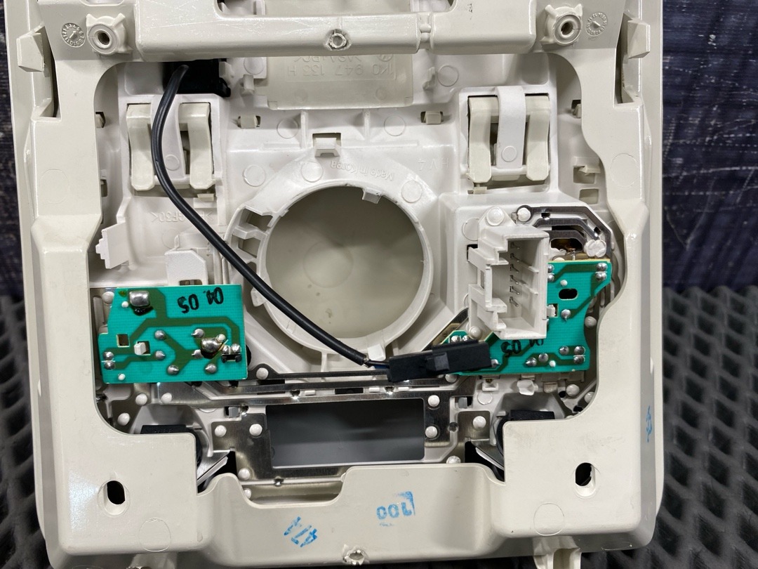 Плафон салона, 3260 рублей, Красноярск