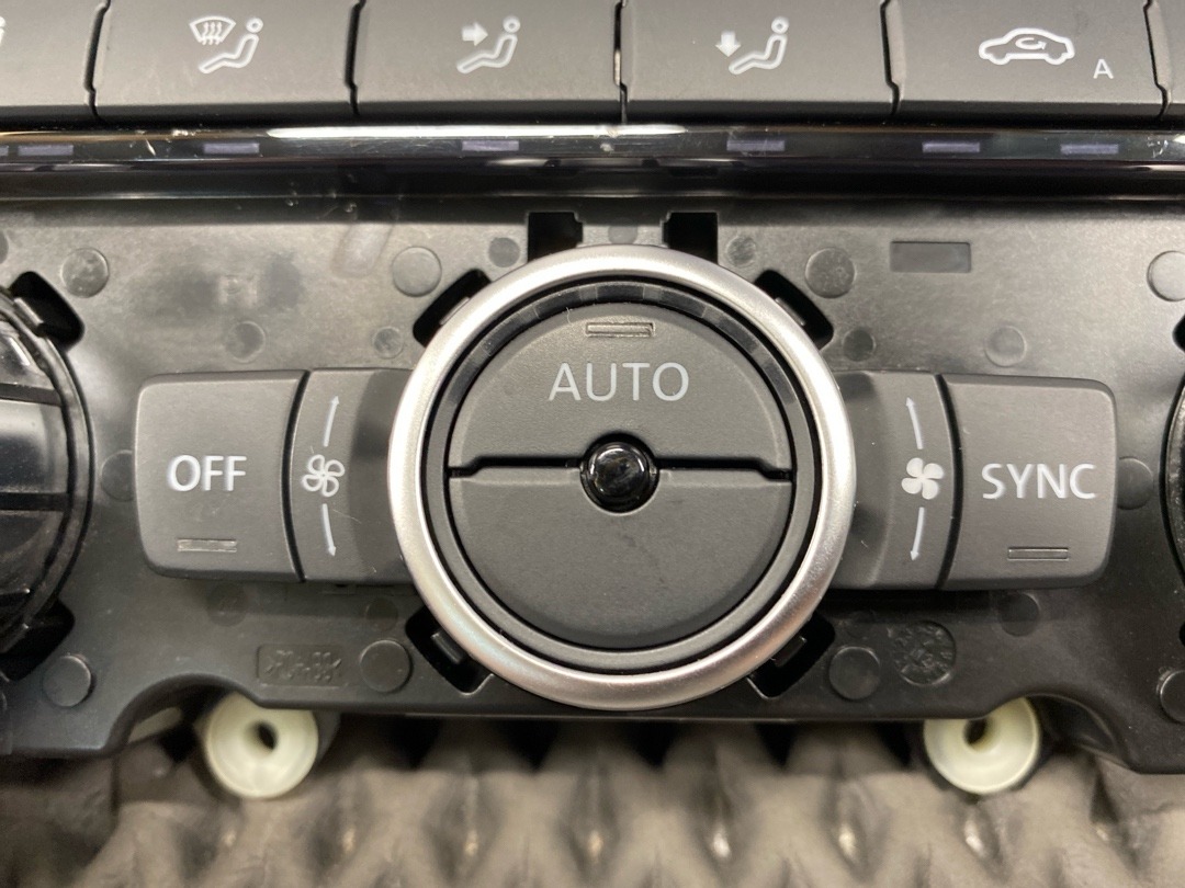 Блок управления климат-контролем, 10130 рублей, Красноярск