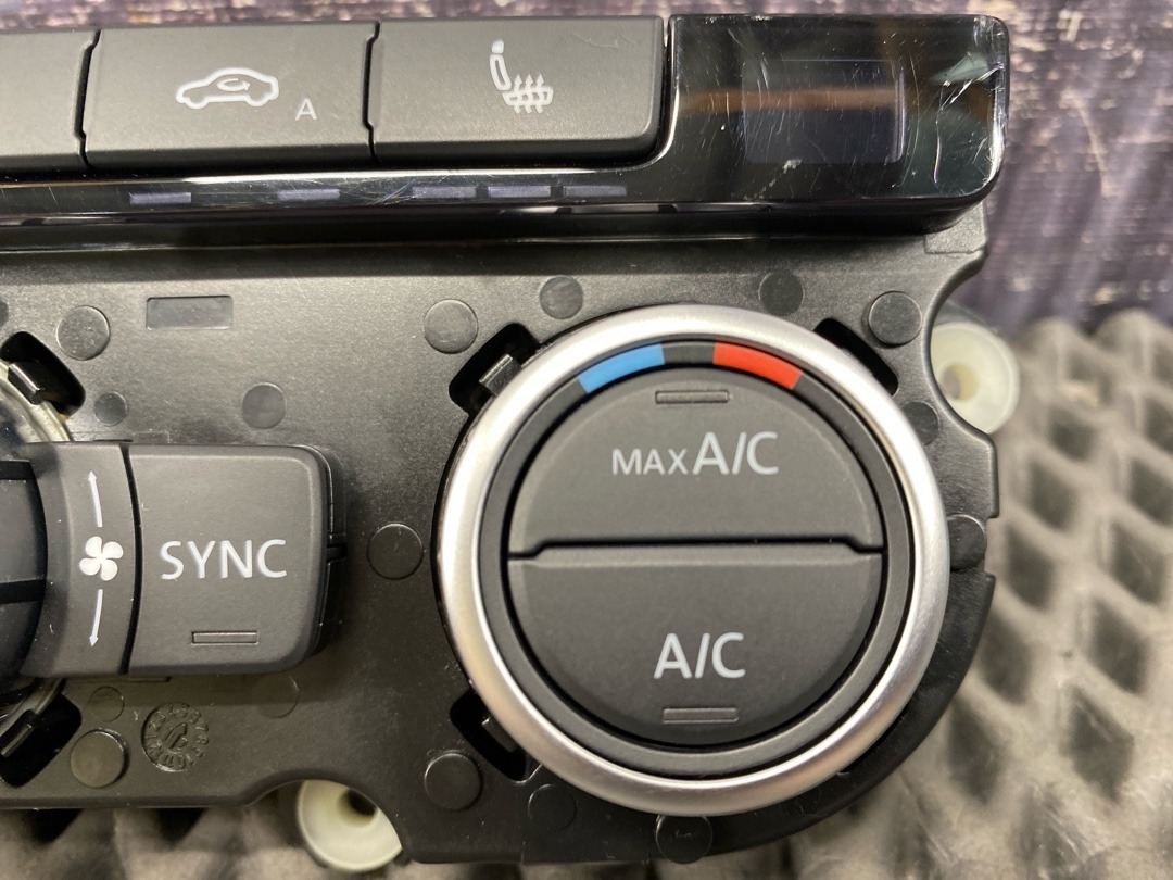 Блок управления климат-контролем, 10130 рублей, Красноярск