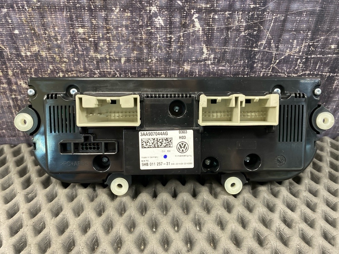 Блок управления климат-контролем, 10130 рублей, Красноярск