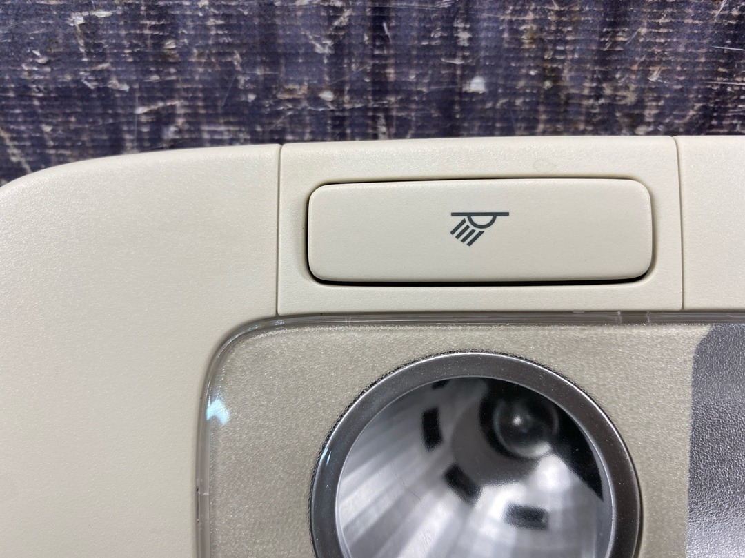 Плафон салона, 1340 рублей, Красноярск