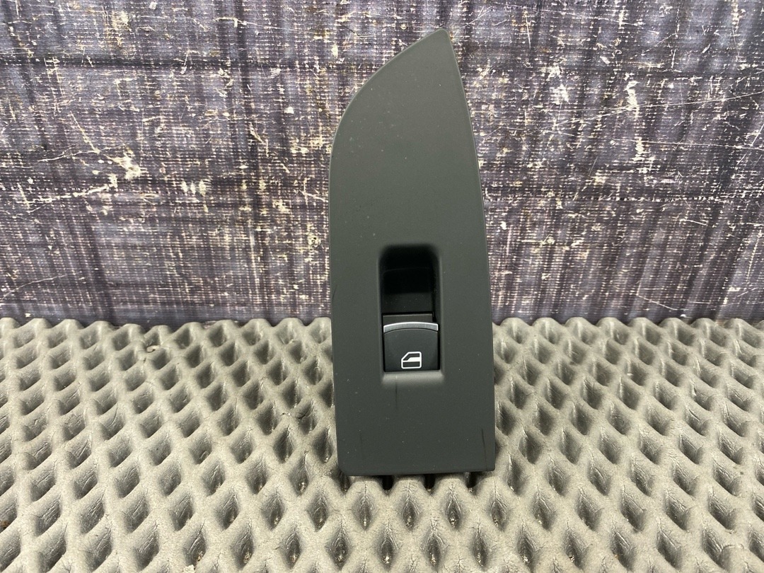 Кнопка стеклоподъемника, 890 рублей, Красноярск