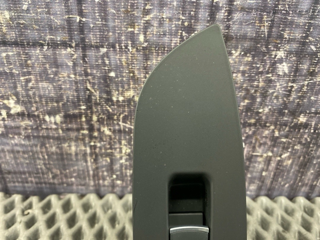 Кнопка стеклоподъемника, 890 рублей, Красноярск