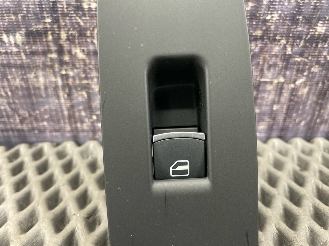 Кнопка стеклоподъемника, 890 рублей, Красноярск