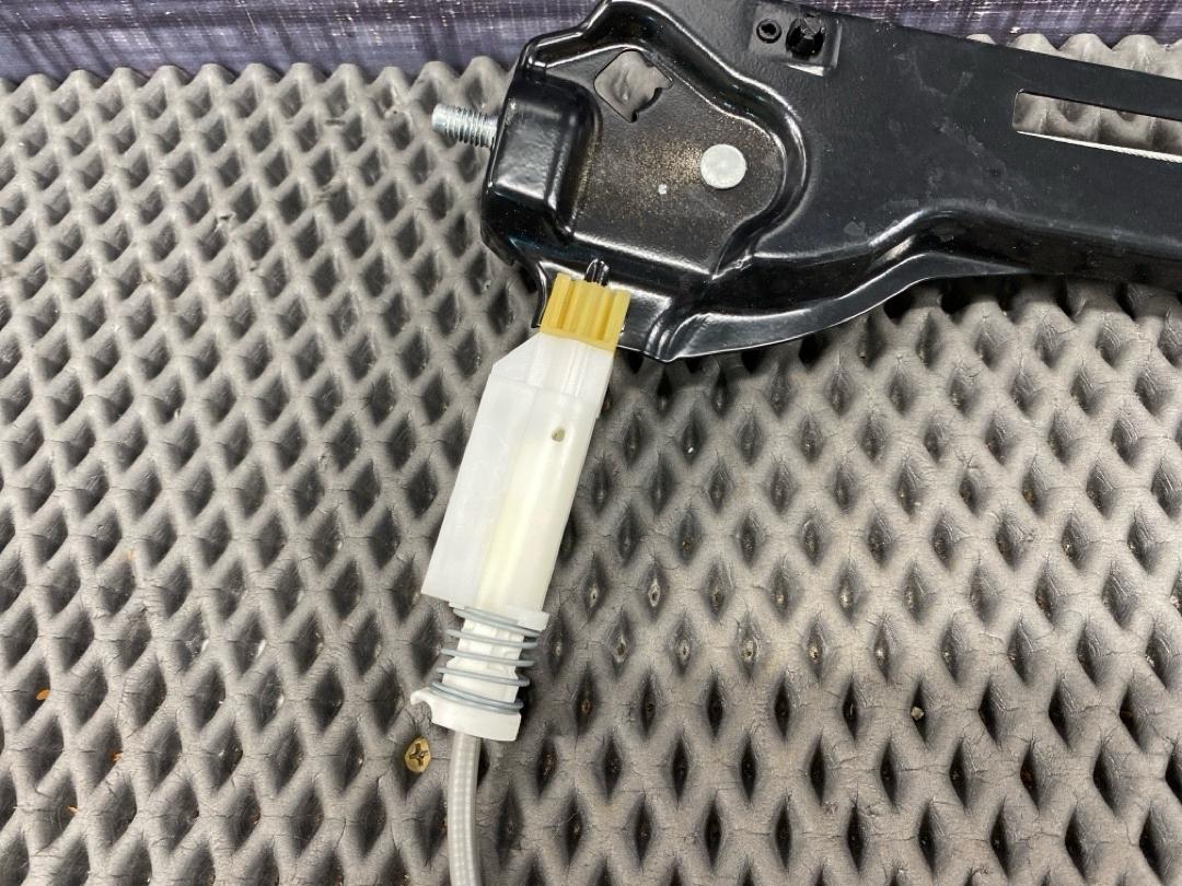 Стеклоподъемник, 2310 рублей, Красноярск