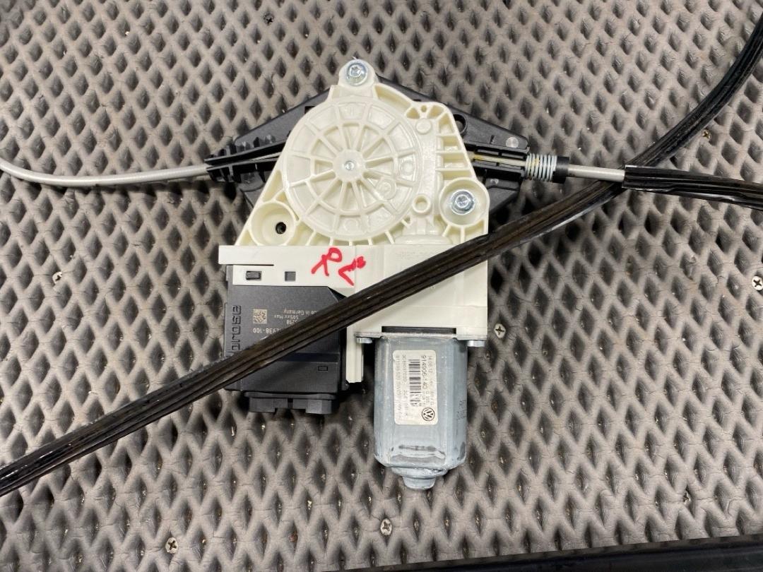 Стеклоподъемник, 2310 рублей, Красноярск