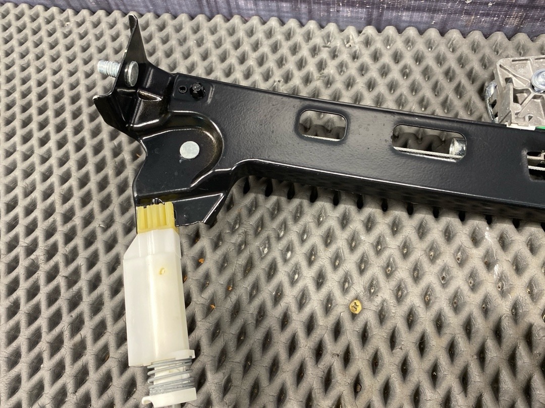 Стеклоподъемник, 3770 рублей, Красноярск