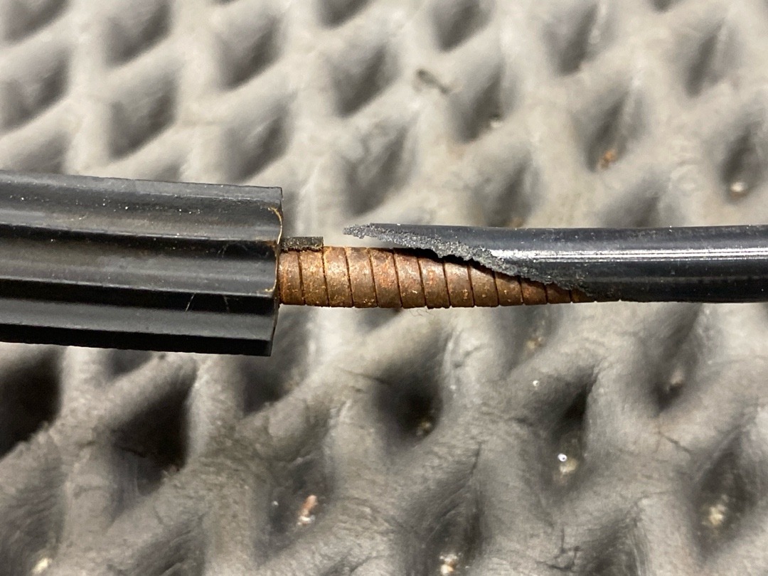 Замок капота, 1920 рублей, Красноярск