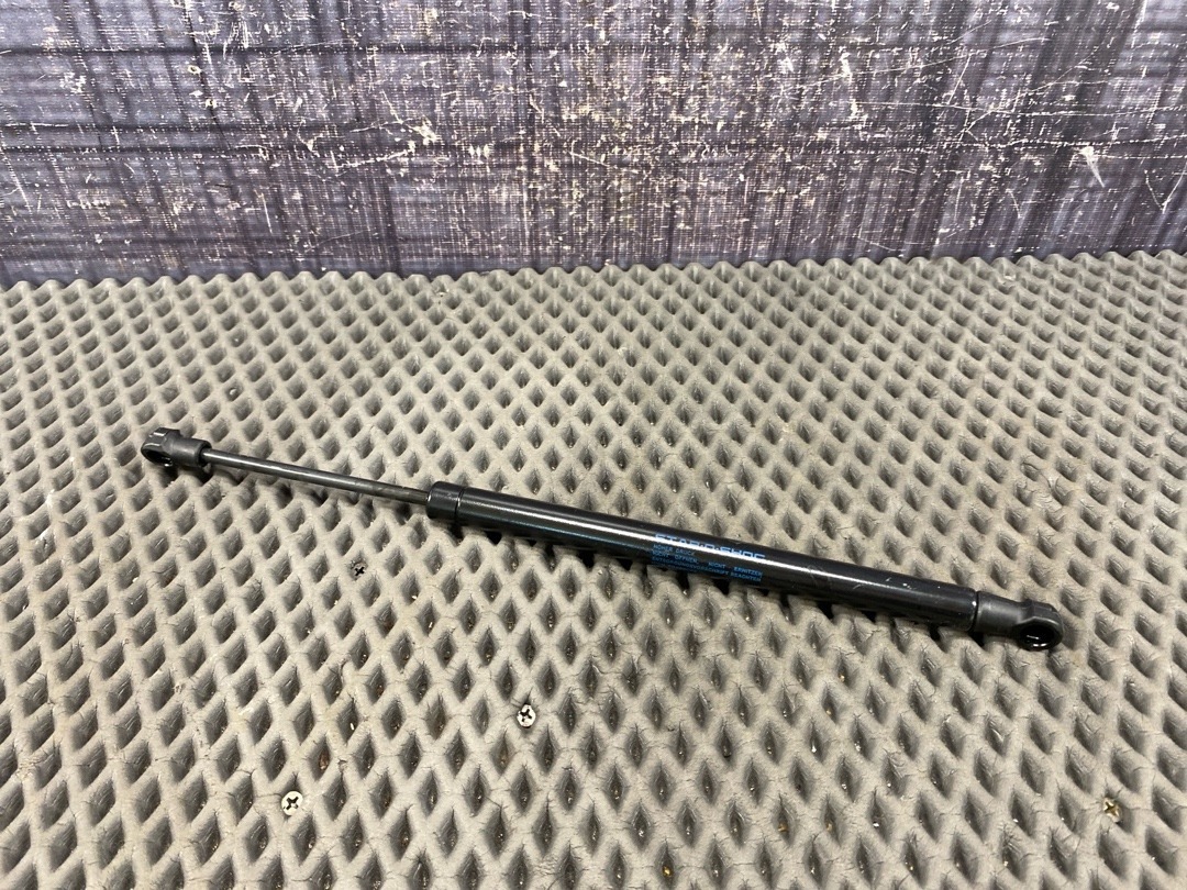 Амортизатор багажника, 1010 рублей, Красноярск