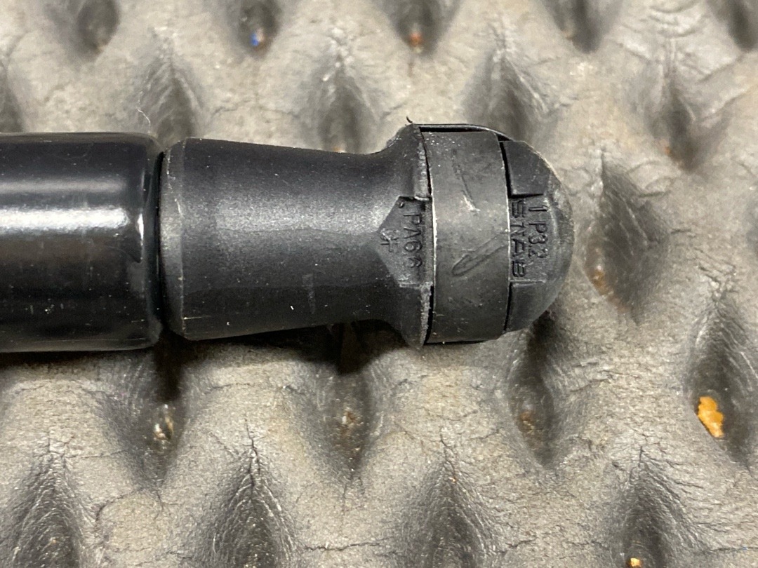 Амортизатор багажника, 1010 рублей, Красноярск