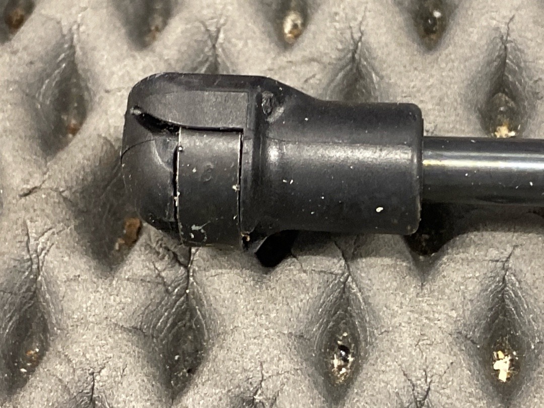 Амортизатор багажника, 1010 рублей, Красноярск