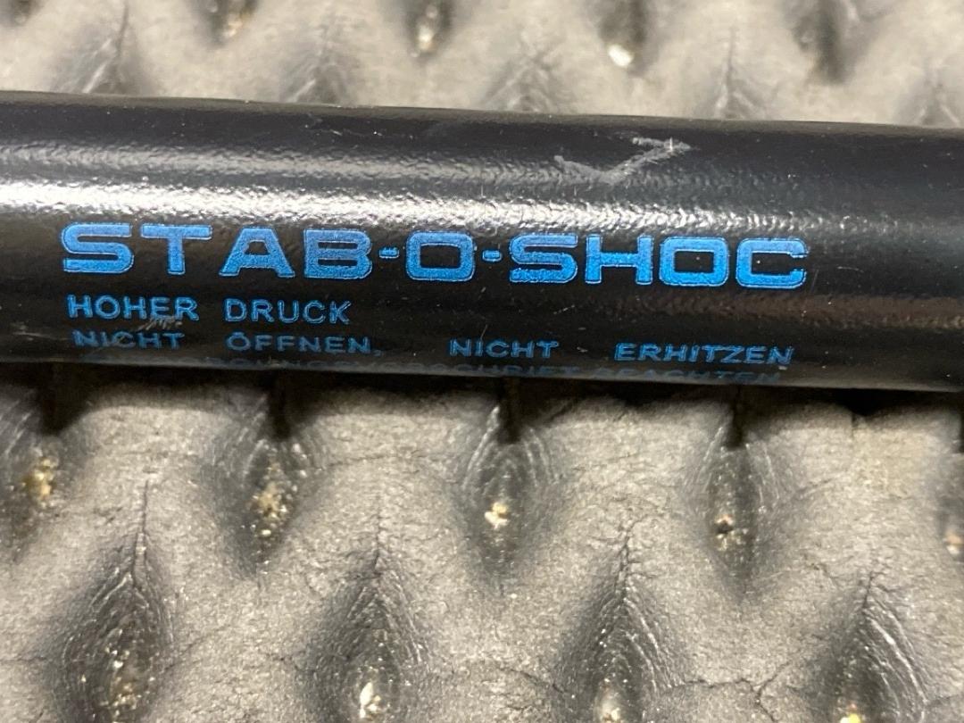 Амортизатор багажника, 1010 рублей, Красноярск