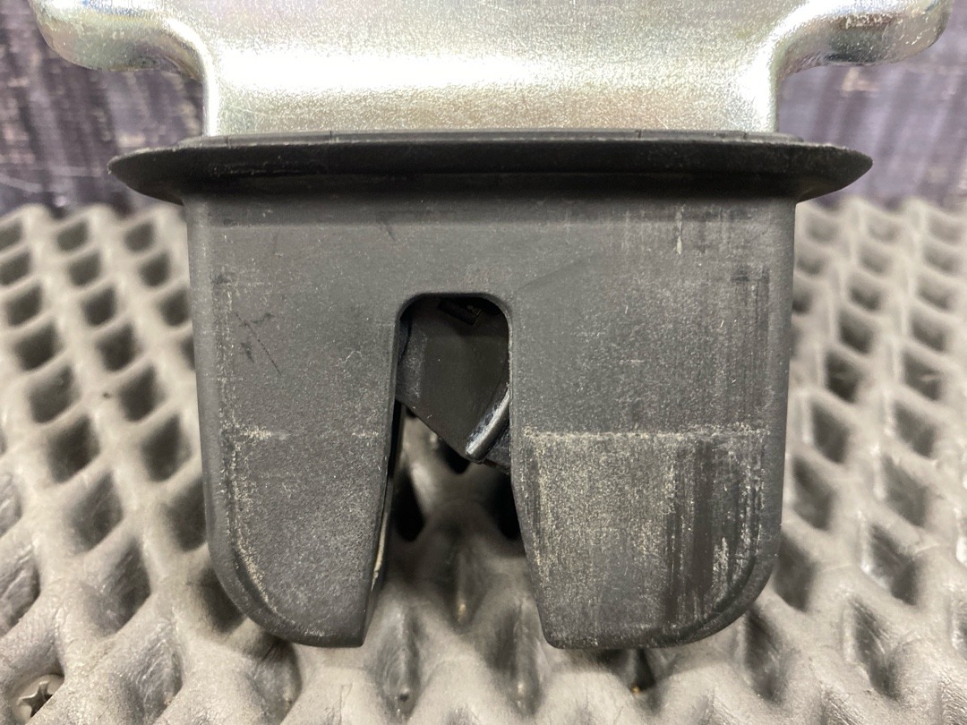 Замок багажника, 3360 рублей, Красноярск