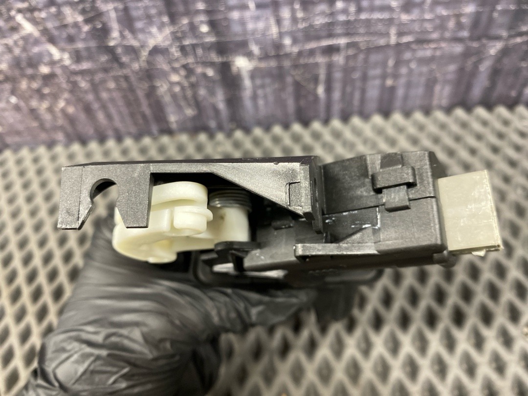 Замок багажника, 3360 рублей, Красноярск