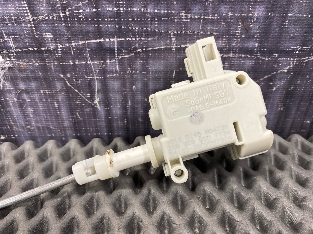 Замок лючка бензобака, 1380 рублей, Красноярск