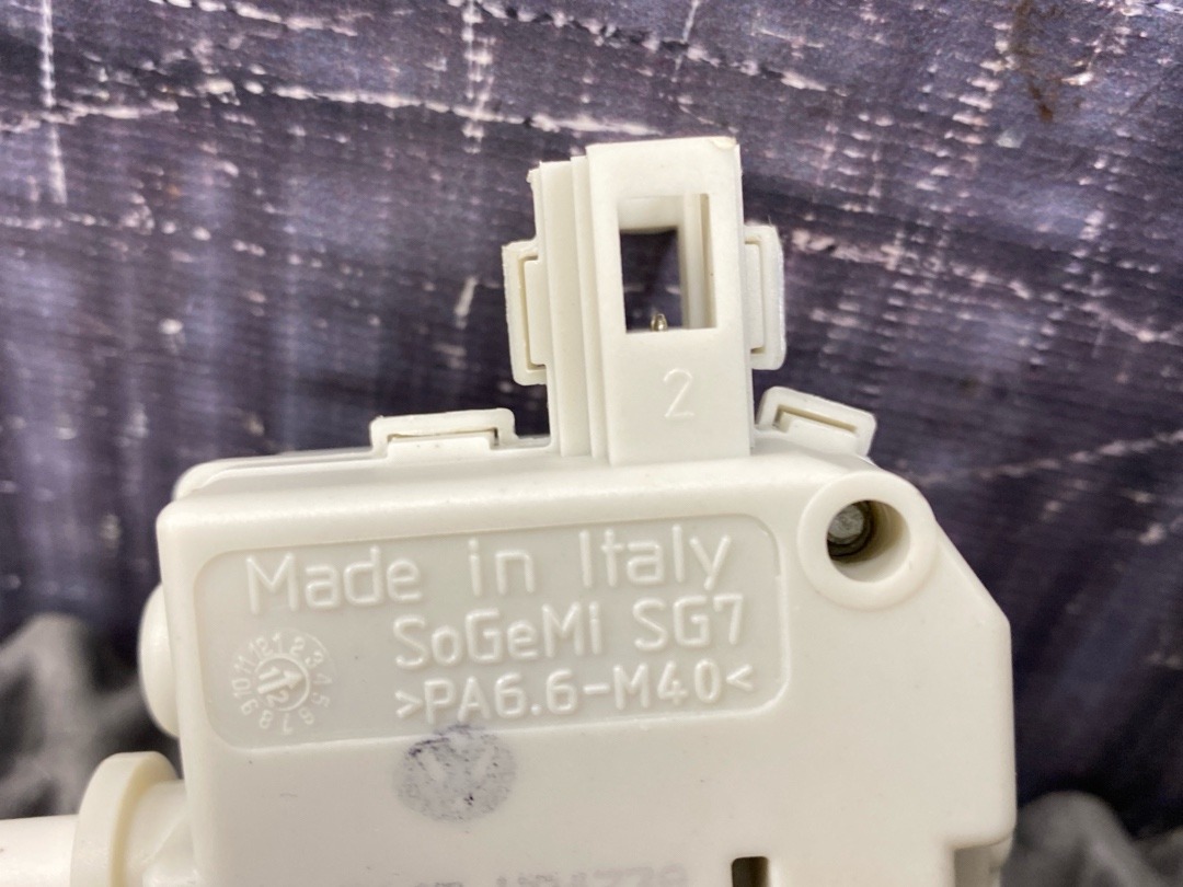 Замок лючка бензобака, 1380 рублей, Красноярск