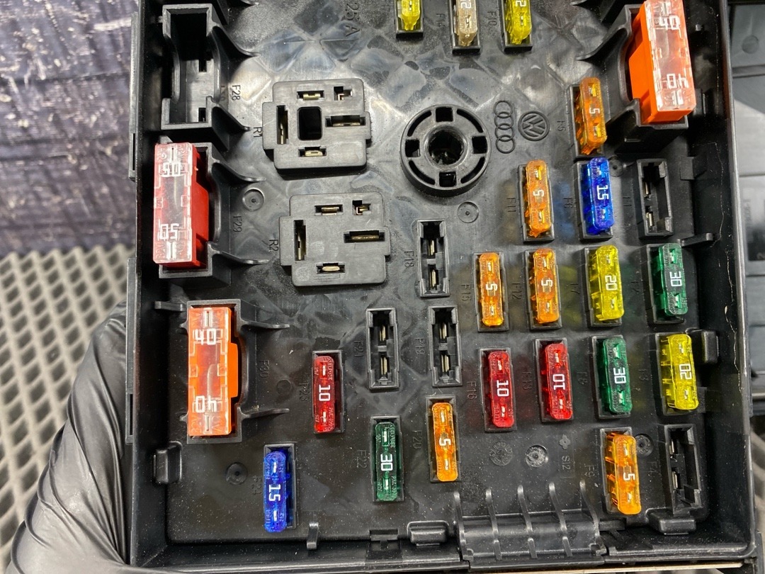 Блок предохранителей, 2820 рублей, Красноярск