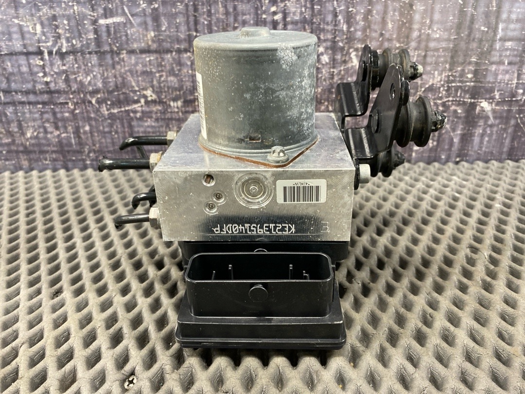 Блок ABS, 19840 рублей, Красноярск