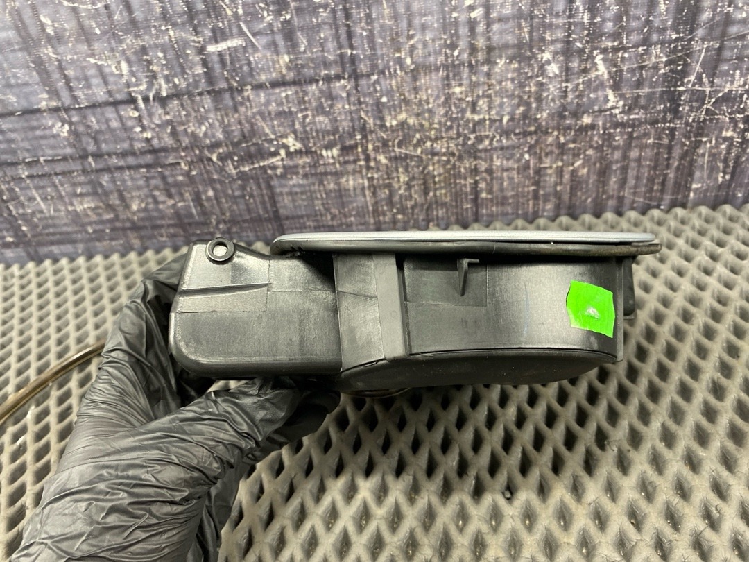 Лючок бензобака, 3360 рублей, Красноярск