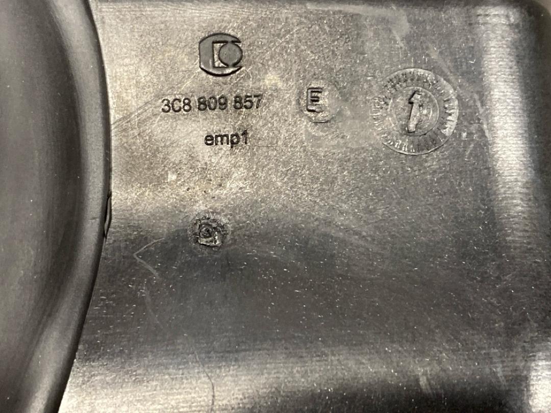 Лючок бензобака, 3360 рублей, Красноярск