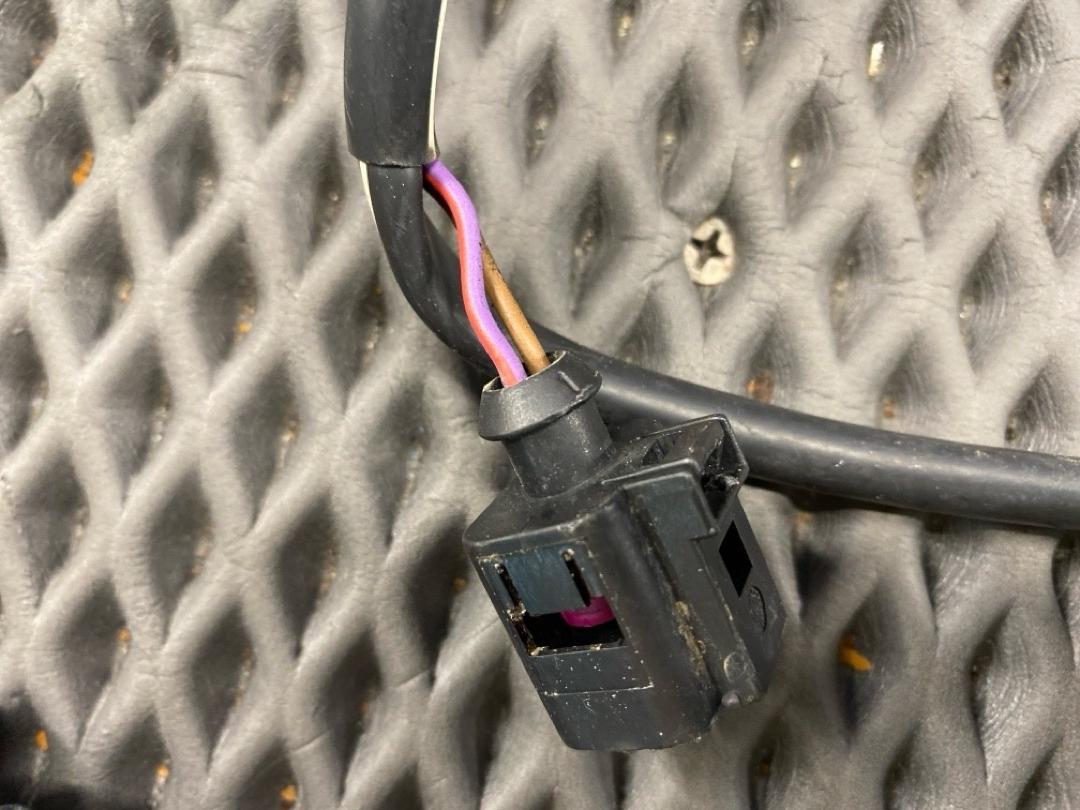 Клемма с проводом, 2240 рублей, Красноярск