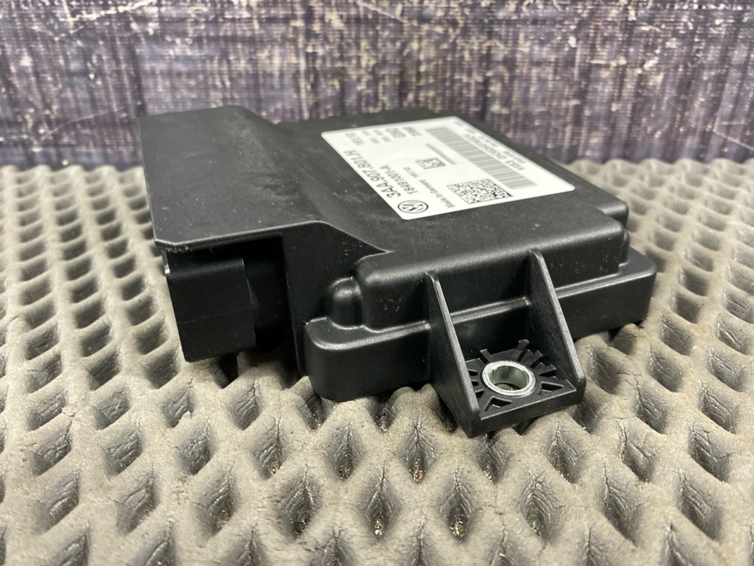 Блок управления стояночным тормозом, 3560 рублей, Красноярск